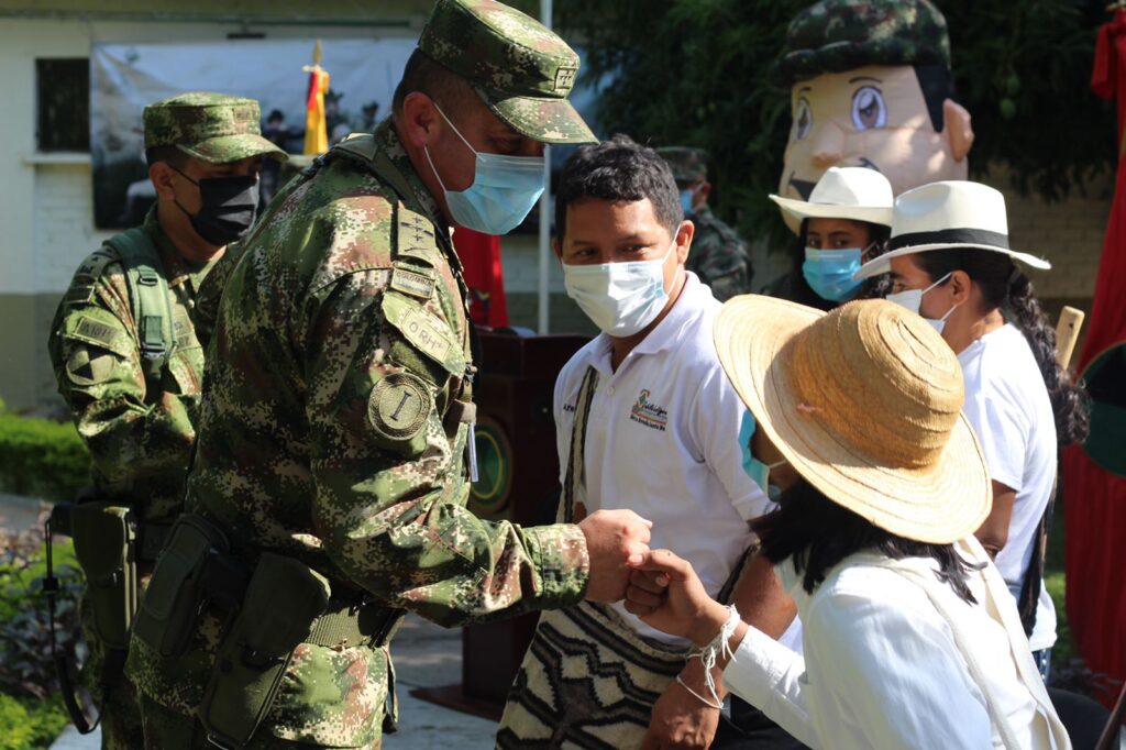Ejército Nacional entregará más de 100 libretas militares a jóvenes de comunidades indígenas de los departamentos del Cesar y La Guajira