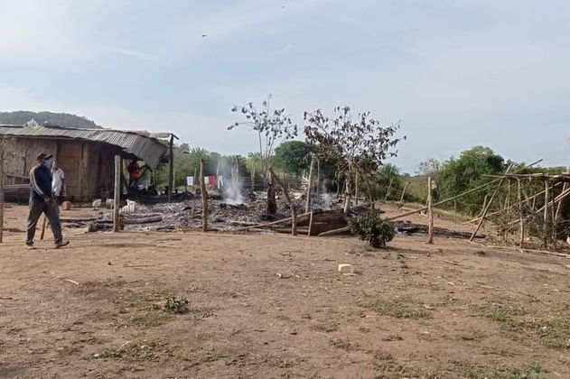 Cuatro menores mueren quemados dentro de su casa, en San Onofre