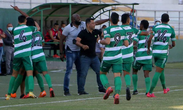 Con victoria, debutó el Valledupar FC de Bedoya