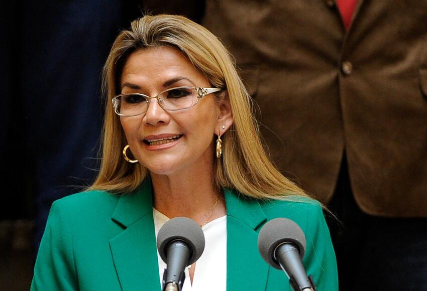 Condenan a 10 años de cárcel a expresidenta de Bolivia, Jeanine Áñez