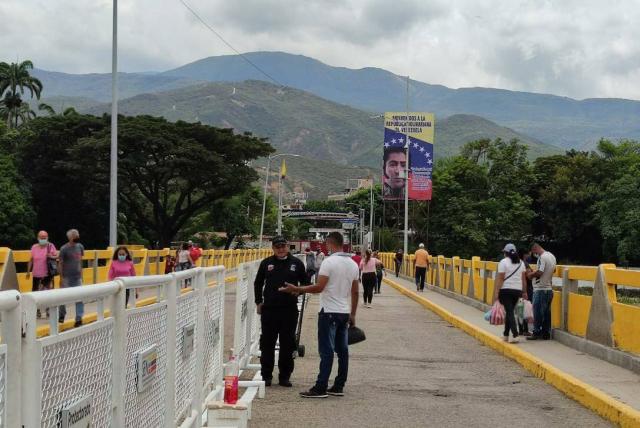 Se restablecen relaciones bilaterales entre Colombia y Venezuela