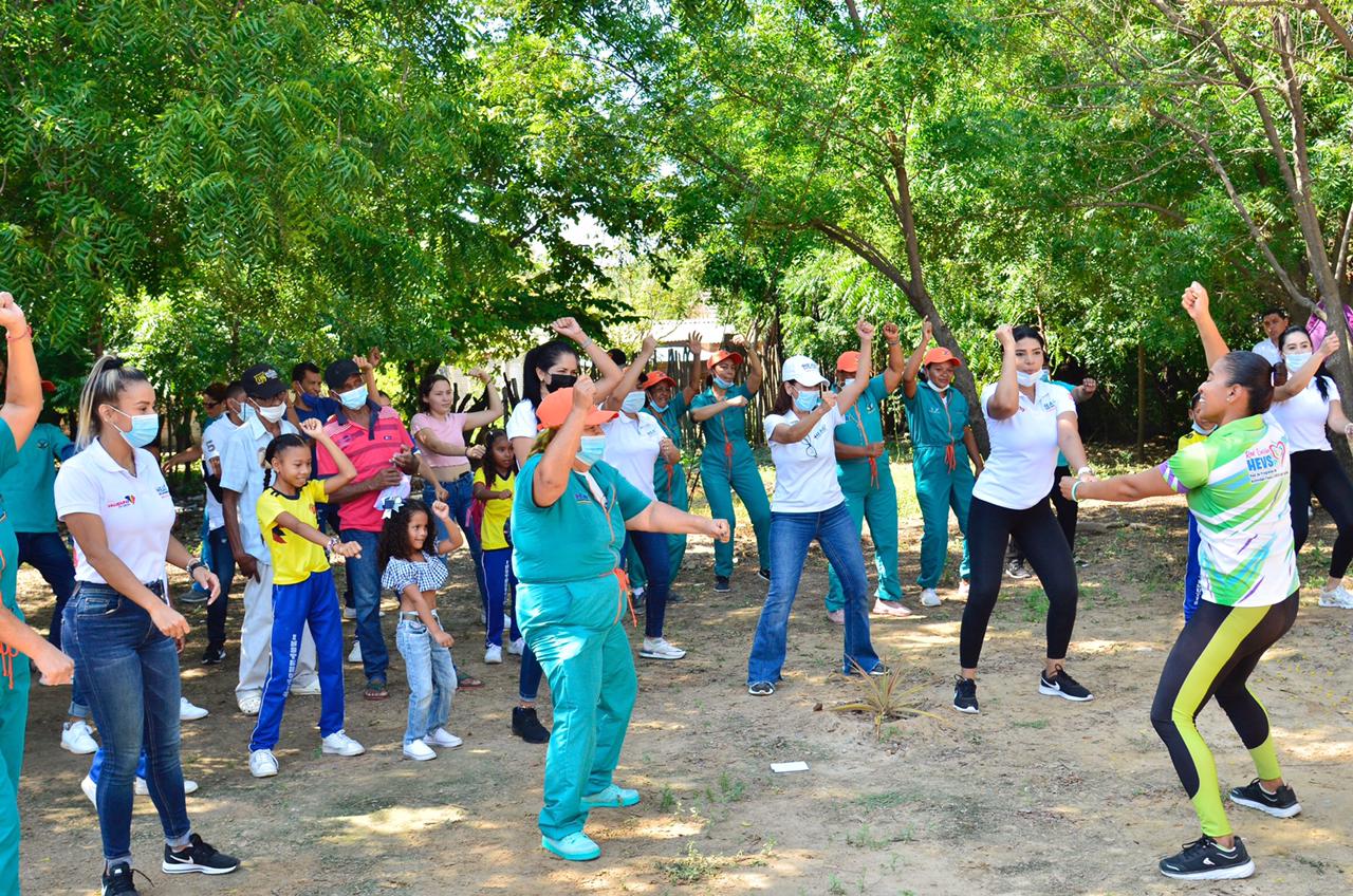 Cerca de 400 personas fueron atendidas en Guacoche con el programa ‘Camina por tu salud’