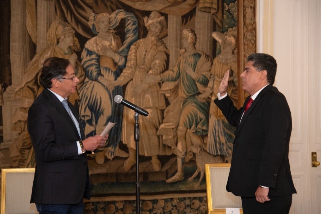 Carlos Hernán Rodríguez se posesión como nuevo contralor general