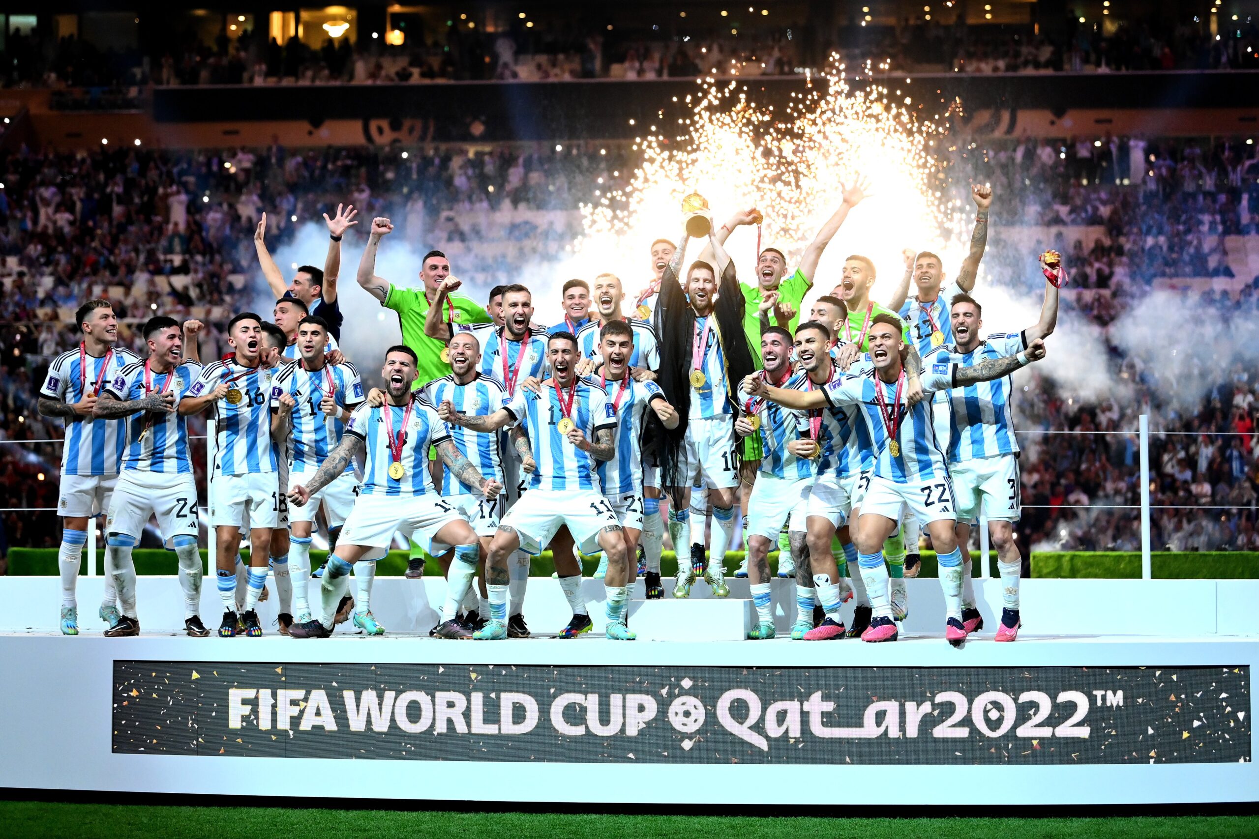 Messi y Argentina levantan la Copa del Mundial de Qatar 2022