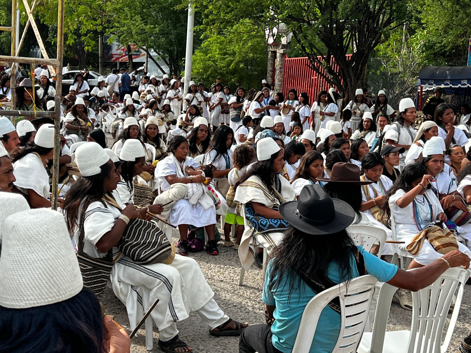 Pueblo arhuaco mantiene  bloqueo en Valledupar reclamando el reconocimiento de su gobierno