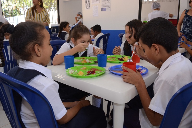 Suspenden adjudicación del contrato de alimentación escolar en Cesar