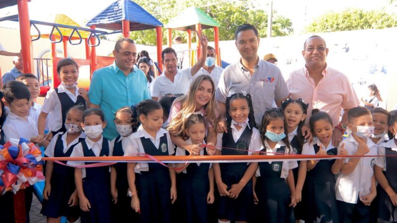 Más de 600 alumnos del Jardín Infantil Nacional recibieron un nuevo parque ‘Diversión con la Primera’