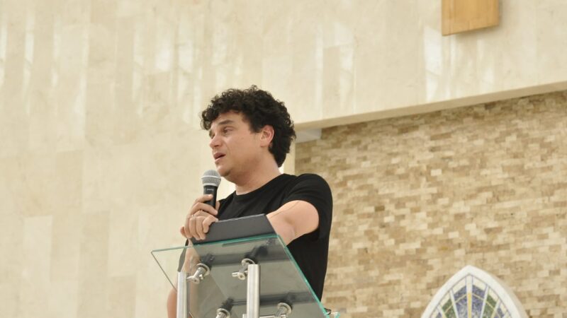  Silvestre Dangond cantó y lloró en despedida de su amigo en Valledupar