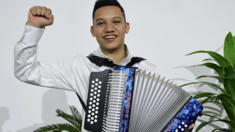 Kevin Leonardo Noguera Reales se coronó Rey Juvenil del Festival de la Leyenda Vallenata 