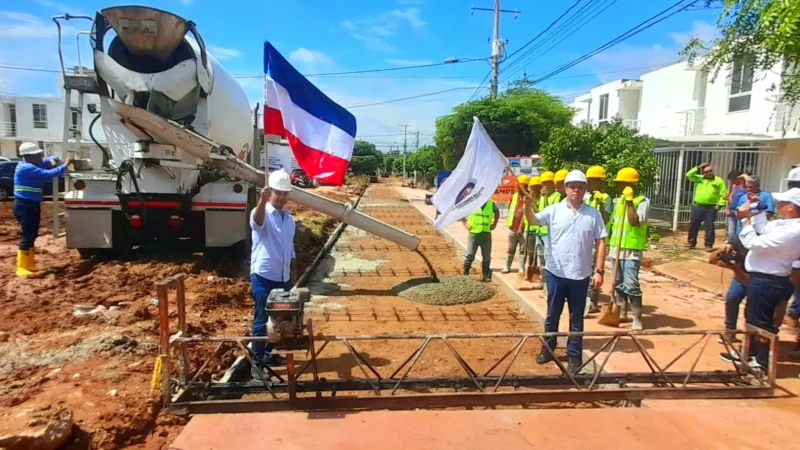 Alcalde de Valledupar y Gobierno del Cesar invierten más de 15 mil millones de pesos en la pavimentación de vías urbanas