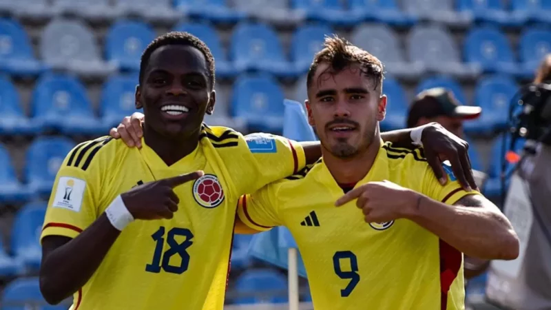 Colombia golea y con lujo va a cuartos del Mundial