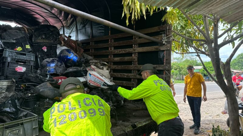 Desmantelamiento de desguazadero de motocicletas, tres personas capturadas