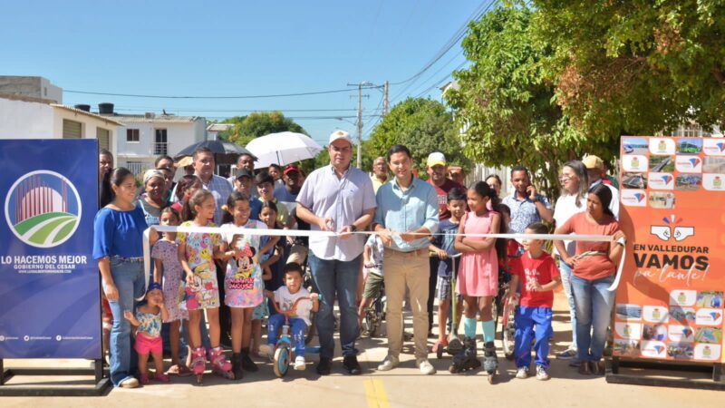 En compañía del Gobierno del Cesar, Alcalde Mello Castro entregó nueva vía en la Comuna 4 de Valledupar