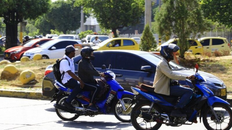 Extienden decreto que prohíbe parrillero hombre en Valledupar