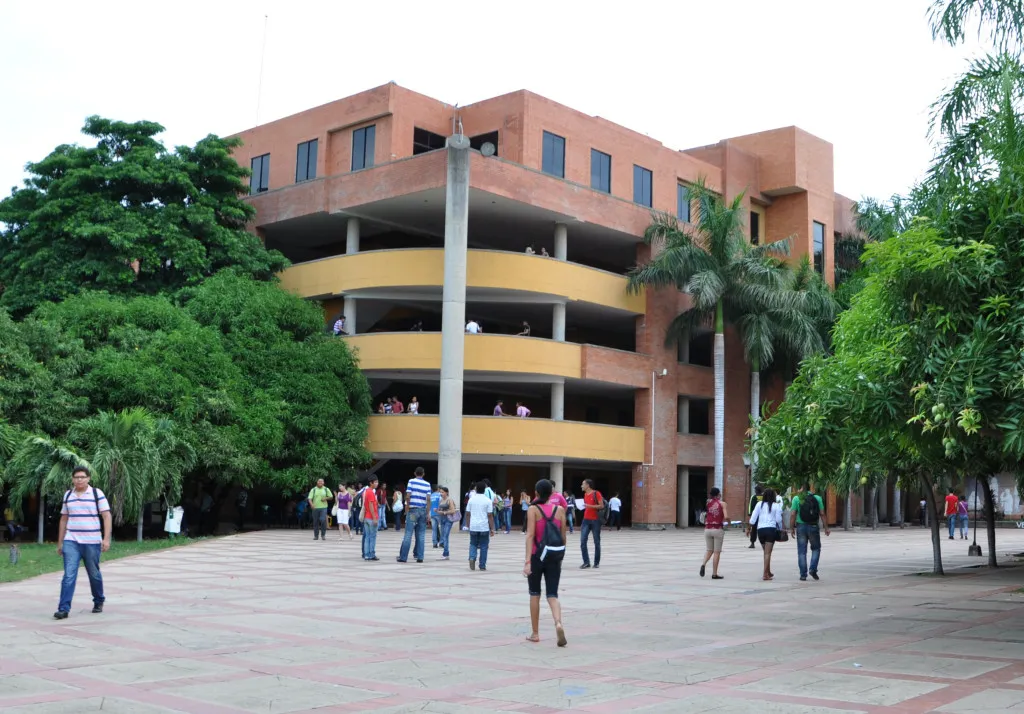 UPC pidió a MinEducación condonar deuda a estudiantes y egresados