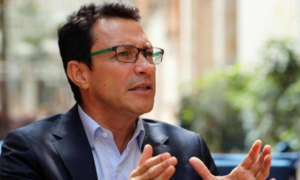 Carlos Caicedo renunció a la Gobernación del Magdalena