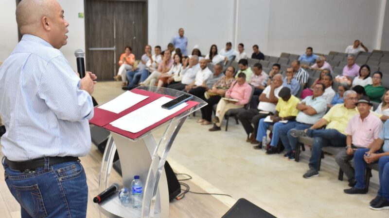 “Este es un nuevo tiempo para la educación de Valledupar”: alcalde Ernesto Orozco en encuentro con rectores