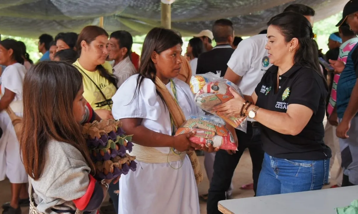Gobierno del Cesar garantiza alimentación escolar durante vacaciones a más de 7.400 niños, en su mayoría indígenas, en Pueblo Bello