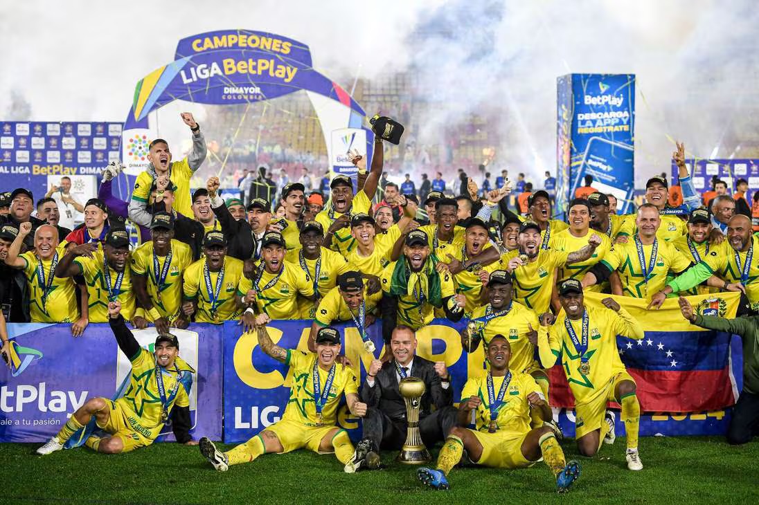 Atlético Bucaramanga es campeón de su primera estrella y la ciudad se vistió de amarillo y verde