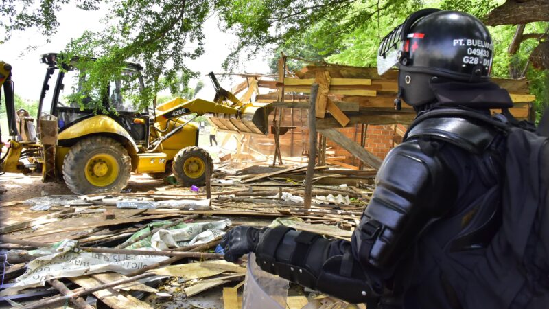 25 familias fueron desalojadas de una invasión en Valledupar