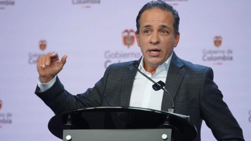 Director del Departamento Nacional de Planeación, denuncia que $12 billones de pesos están en riesgo de pérdida