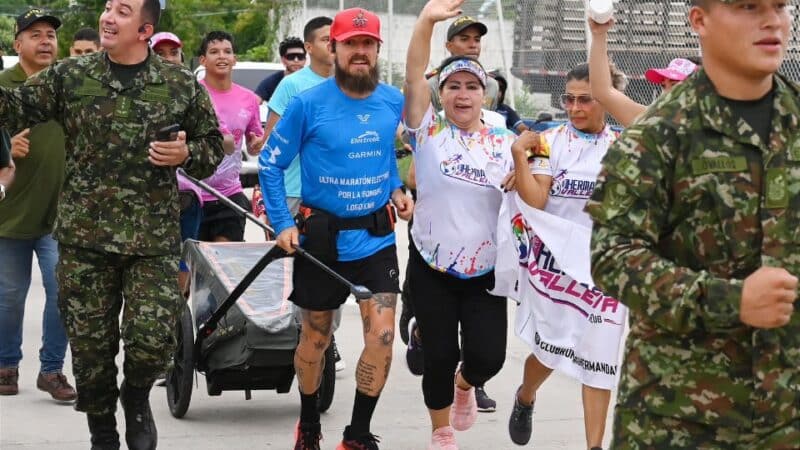 Cristian Orozco, el exmilitar que corrió 835 kilómetros para llegar a Valledupar y cumplir sueños