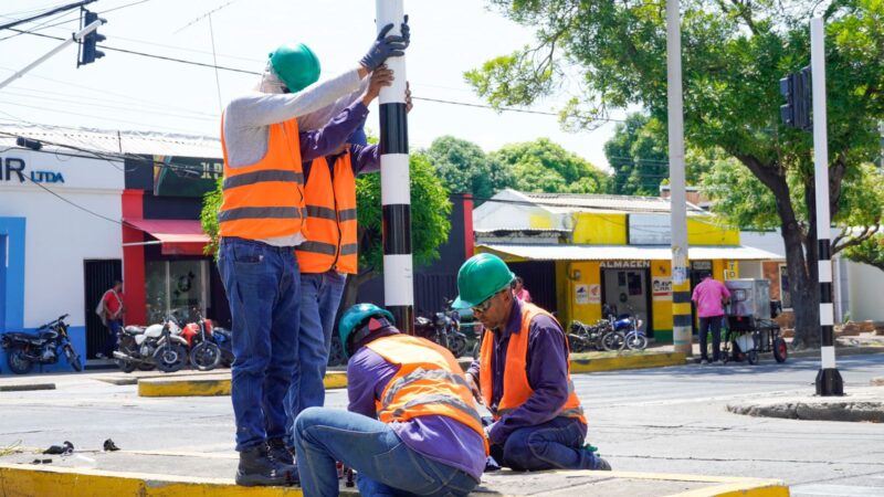 En Valledupar, la secretaría de Tránsito cuenta con una cuadrilla de semáforos