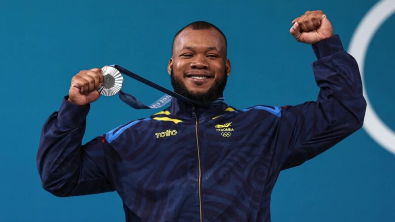 Medalla de plata: Yeison López hizo historia en su debut en unos Juegos Olímpicos