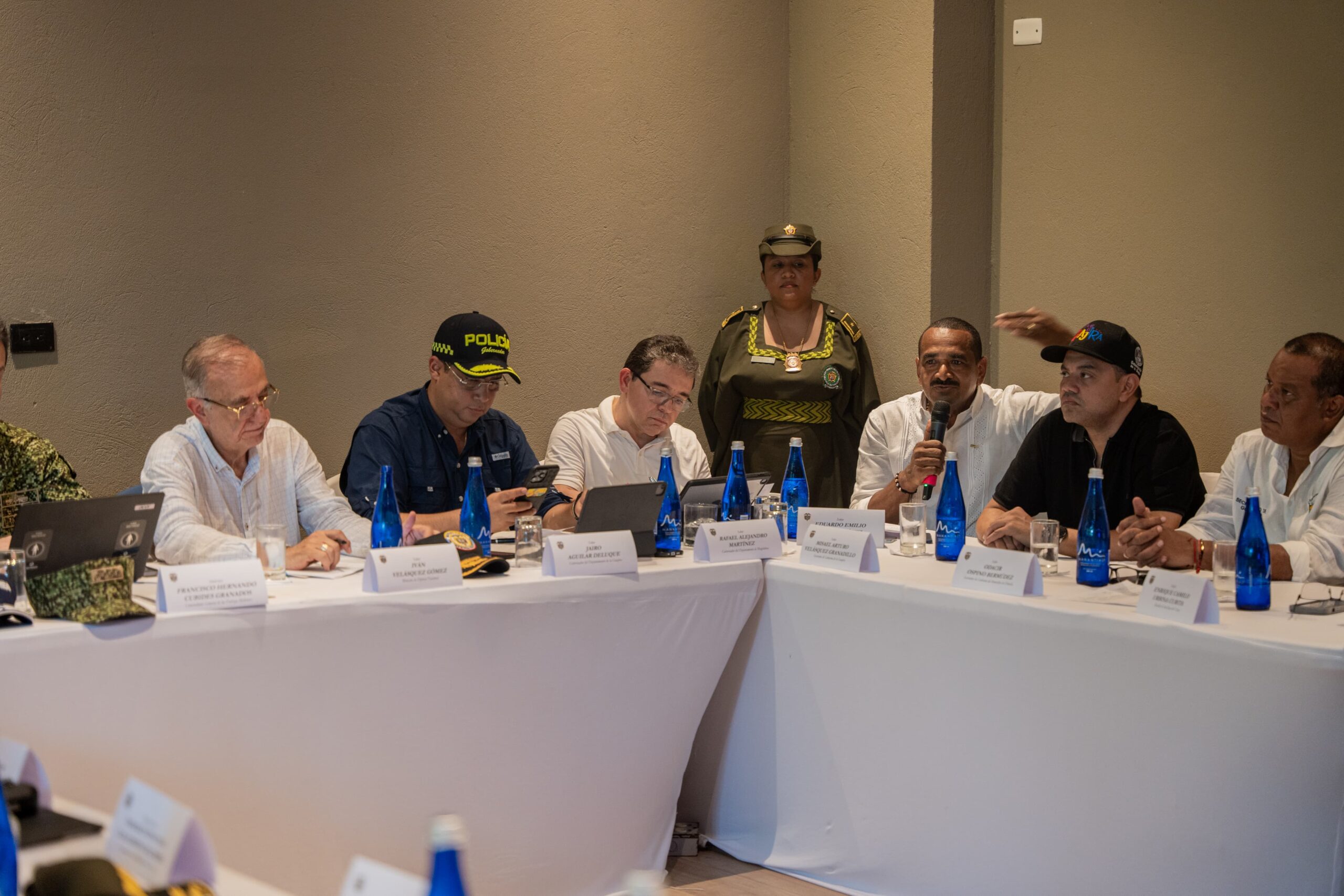 Ministro de Defensa, Iván Velásquez, aumentó pie de fuerza para el sur del Cesar y presencia institucional en Río de Oro
