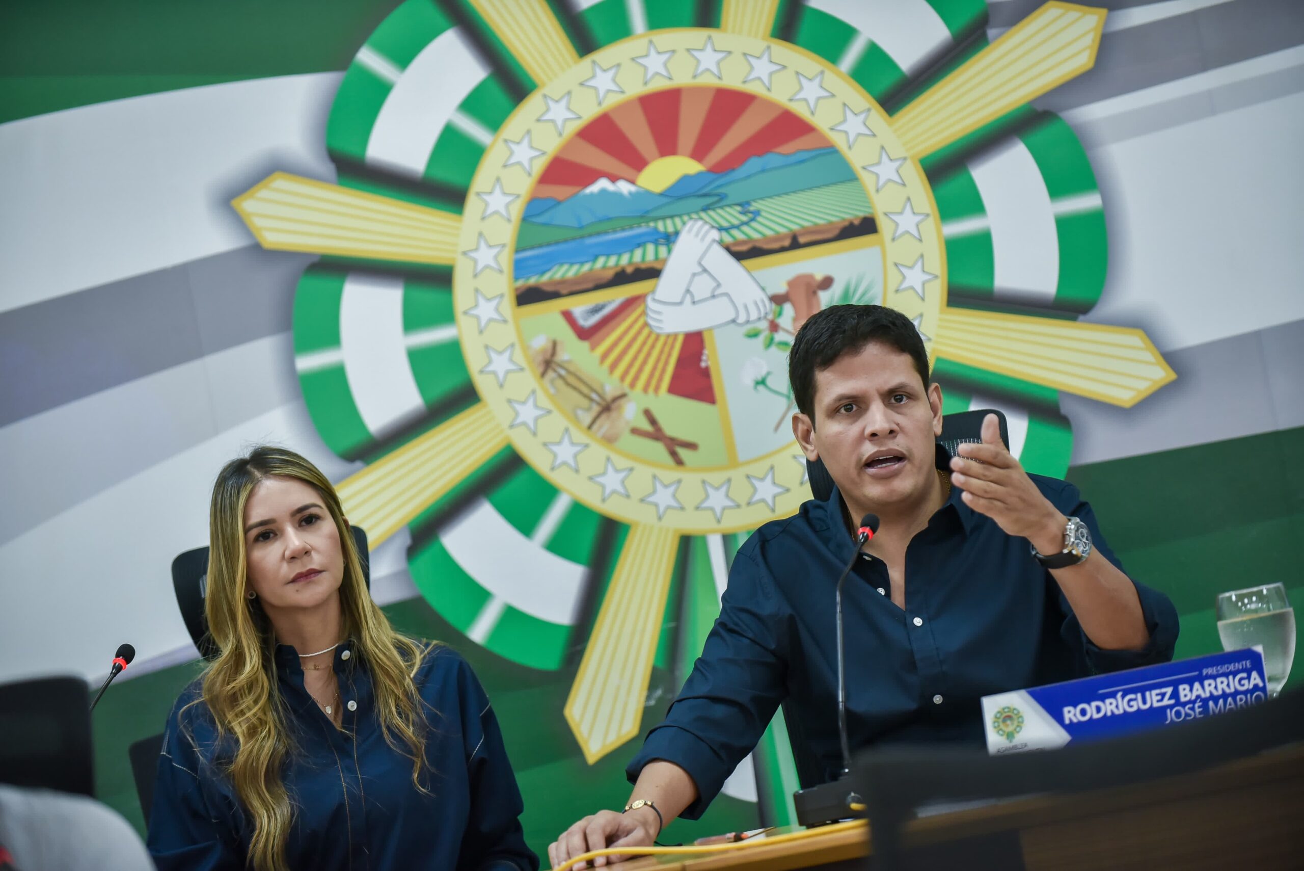 Gobernadora Elvia Milena Sanjuan radicó proyectos de impacto social en la Asamblea del Cesar