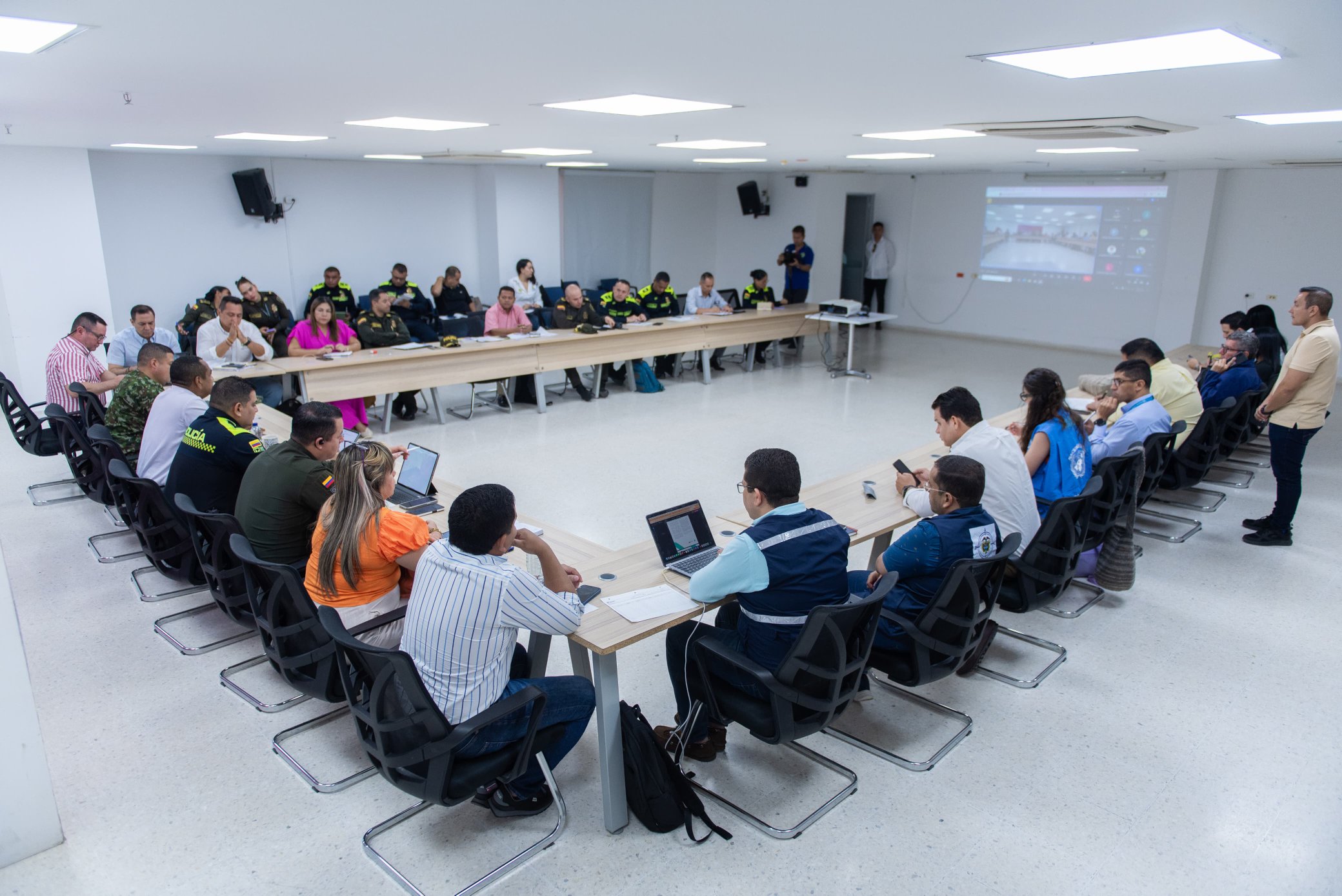 Gobierno del Cesar lideró un Consejo de Seguridad, como seguimiento a los efectos de la situación del Catatumbo