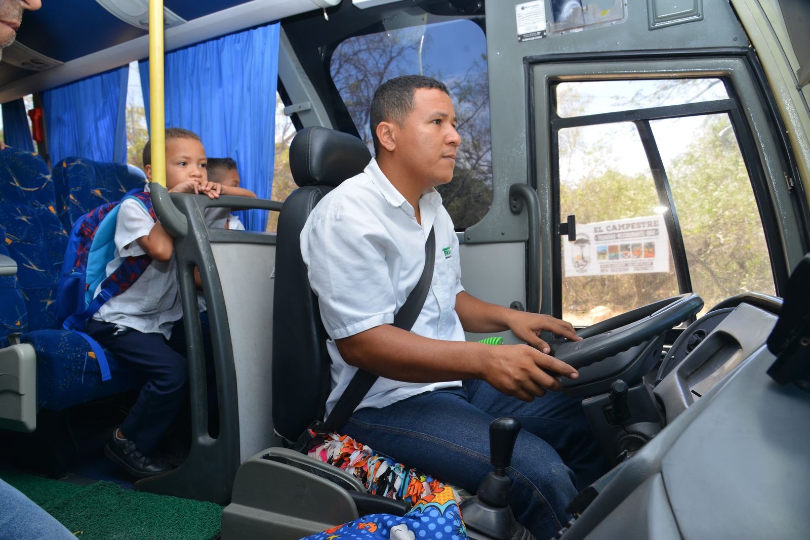Alcaldía de Valledupar garantiza transporte escolar para estudiantes del Municipio