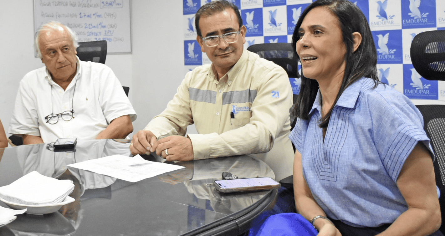 Emdupar y Areandina firmaron  convenios para mejorar servicios de la empresa 