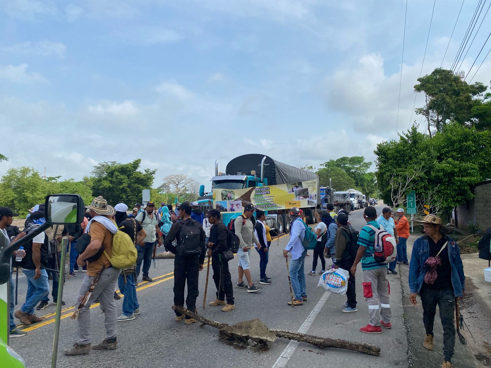 Campesinos mantienen bloqueos intermitentes en el sur del Cesar