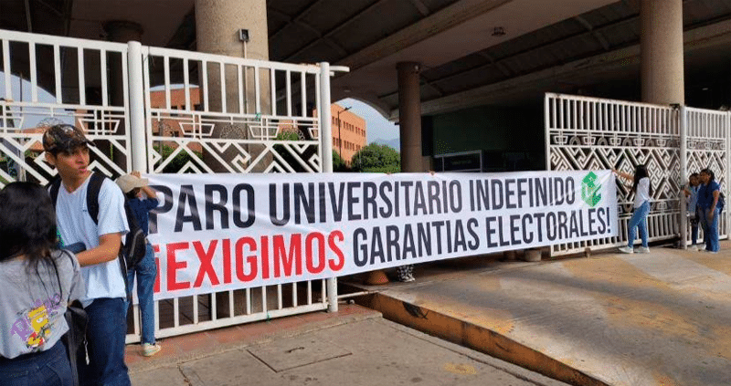 Estudiantes de la Universidad Popular del Cesar protestaron exigiendo garantías electorales