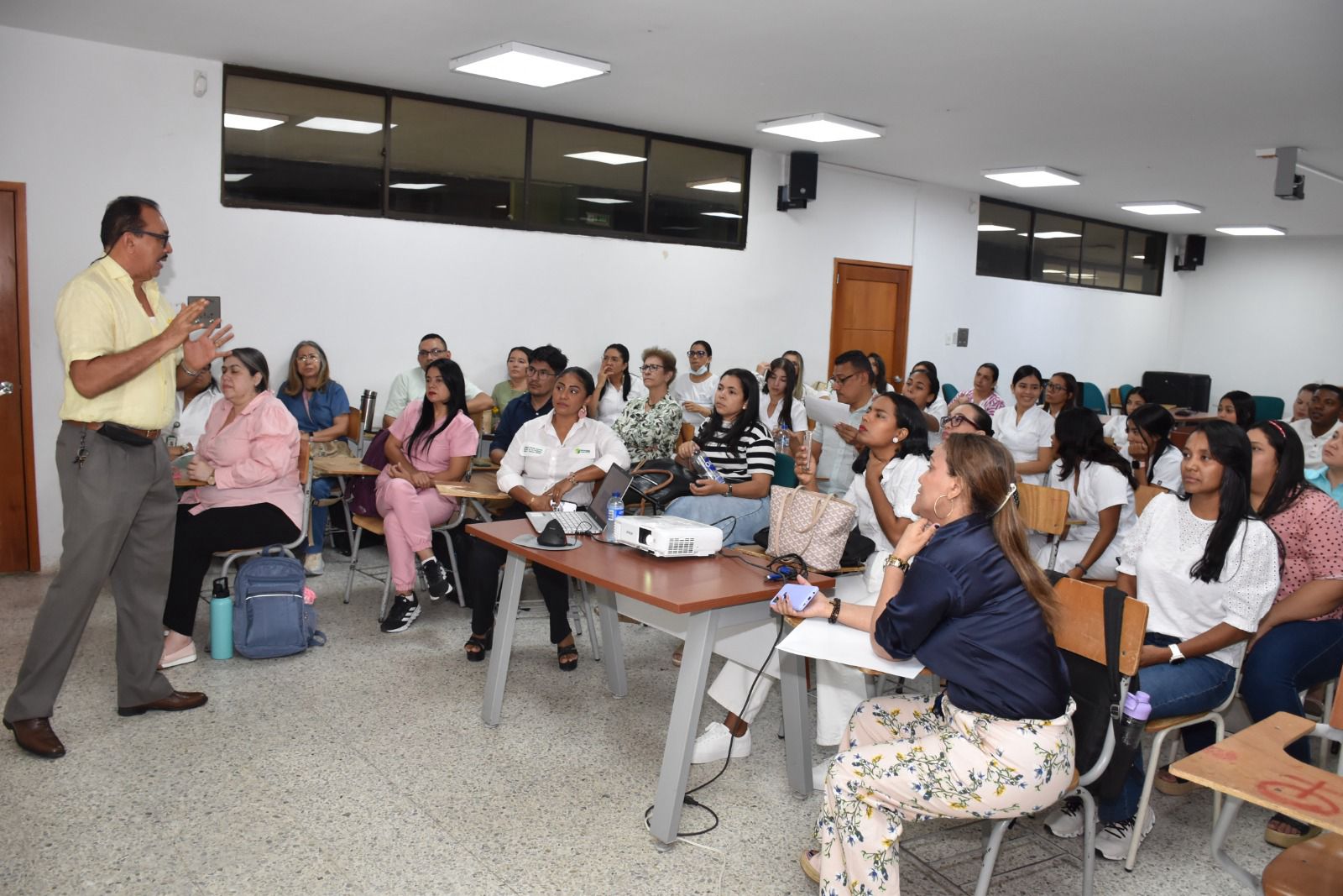 Universidad Popular del Cesar capacita y actualiza a docentes y estudiantes en enfermedad Fiebre Amarilla