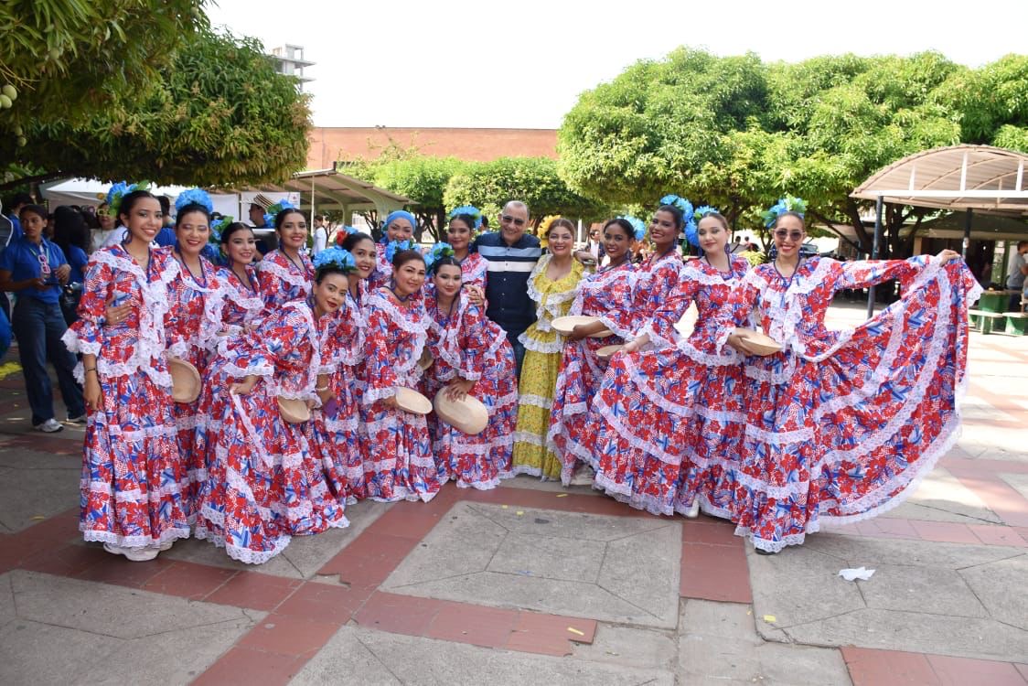 En la UPC se aperturó el Festival de la Leyenda Vallenata con la Tercera versión del Festival de la Salud