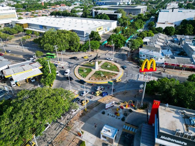 Menos trancones y más seguridad: entregan obras en María Mulata y Los Gallos