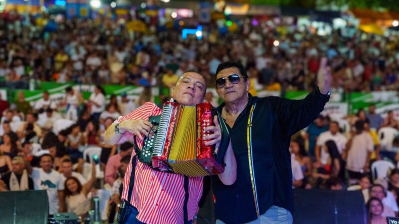Poncho Zuleta y El Cocha Molina, ovacionados en una gira de cuatro noches por la región Caribe