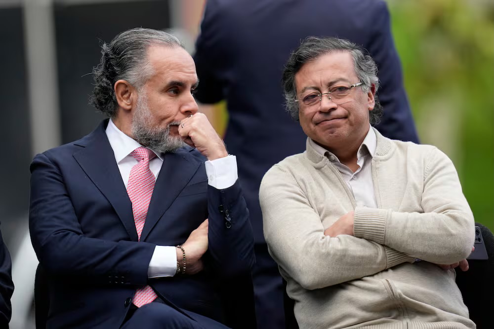 Reformas de salud y pensiones de Gustavo Petro enfrentan semana decisiva en Congreso y Corte Constitucional