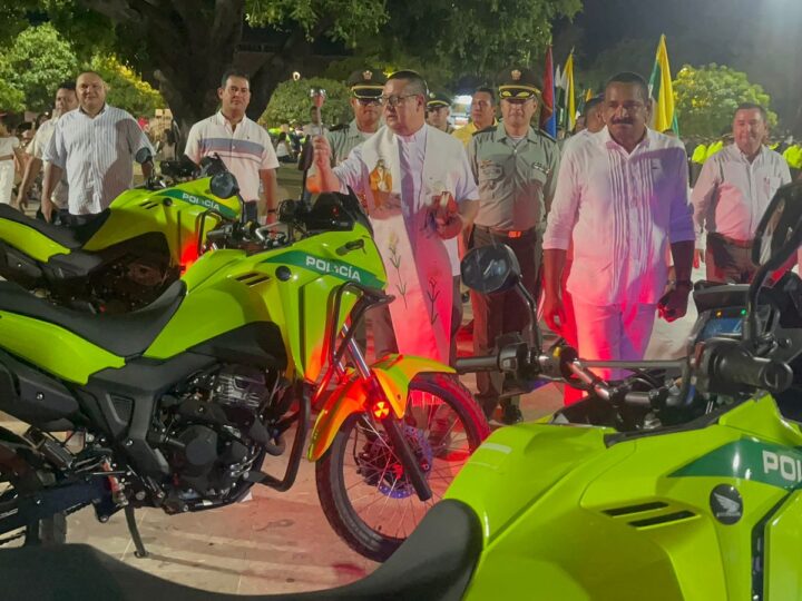 La Gobernación del Cesar fortalece la seguridad en Valledupar con la entrega de nuevo parque automotor a la Policía Metropolitana