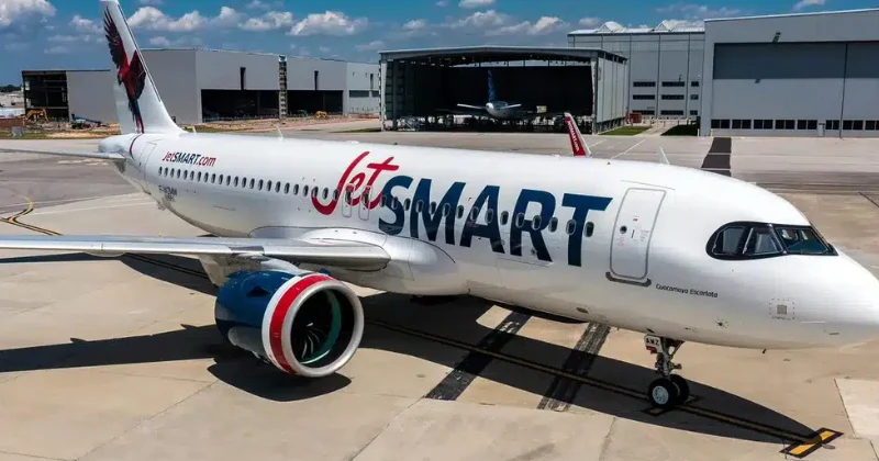 JetSMART solicita operar la ruta Valledupar–Bogotá y podría romper el monopolio aéreo en el Alfonso López Pumarejo